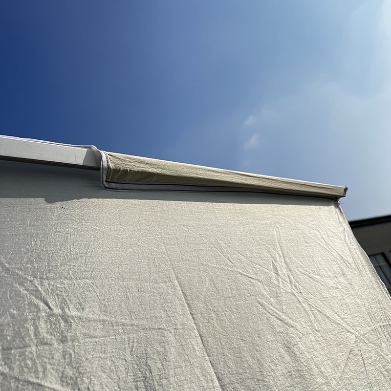 Parasol de plage décoratif à 2 nervures de 2,8 x 2,4 m