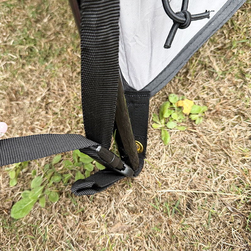 Tente de camping double couche en plein air qui se connecte à l'arrière d'un véhicule