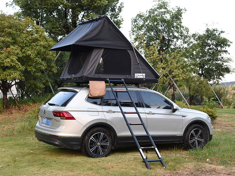 Tente de camping sur le toit avec échelle Tente de camping sur le toit avec échelle