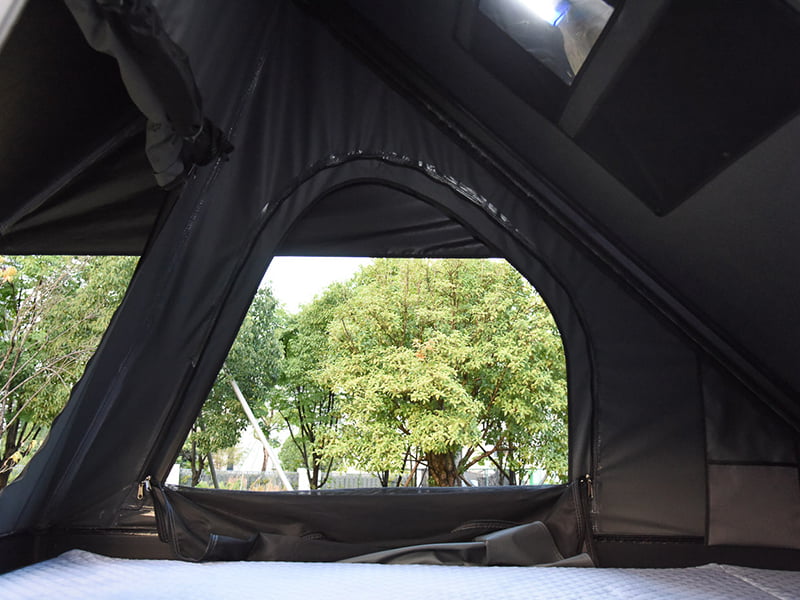 Tente de camping sur le toit avec échelle Tente de camping sur le toit avec échelle