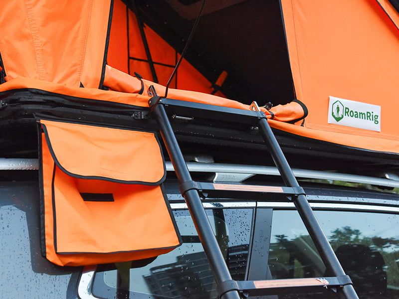 Tente de camping sur le toit avec échelle Tente de camping sur le toit avec échelle