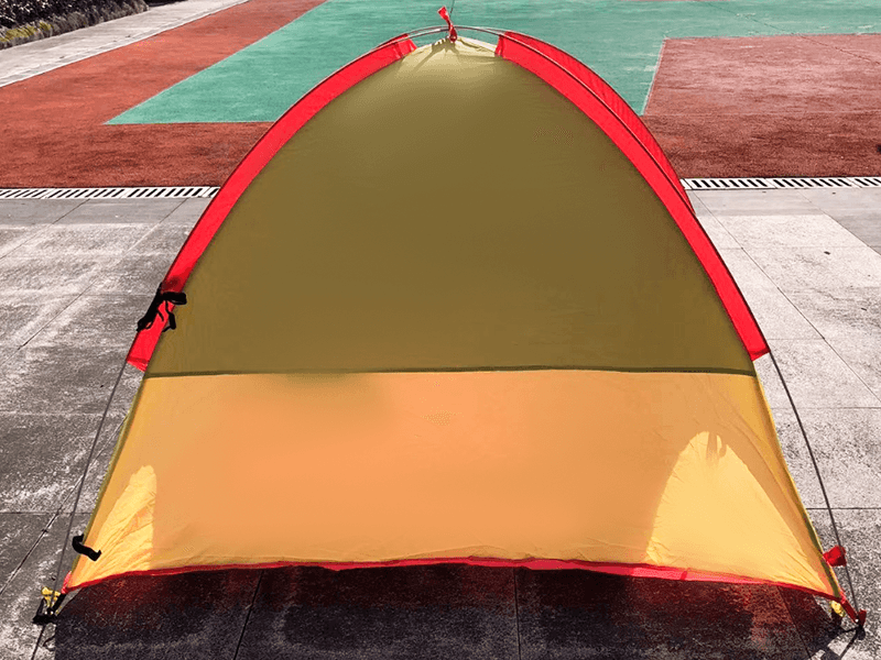Tente de plage extérieure spacieuse avec ventilation sur trois côtés Tente de plage extérieure spacieuse avec ventilation sur trois côtés