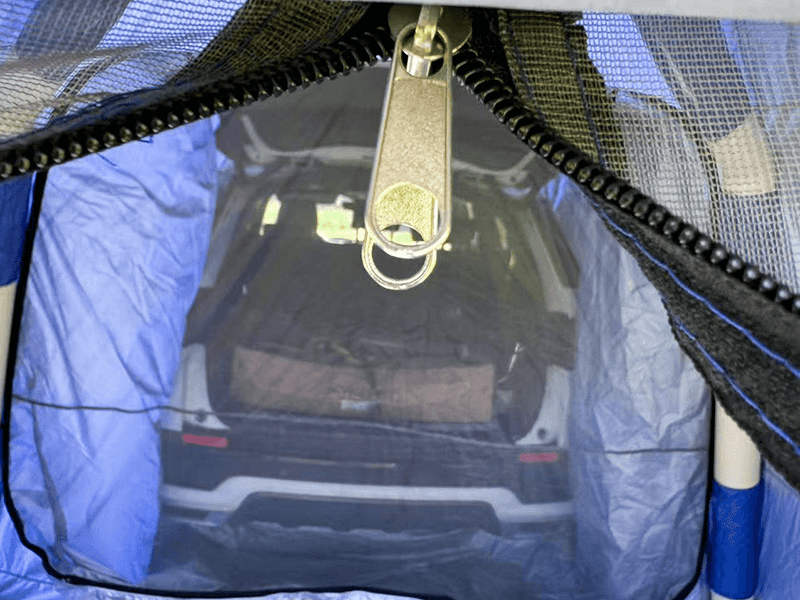 Tente de camping pour voiture montée à l'arrière Tente de camping pour voiture montée à l'arrière